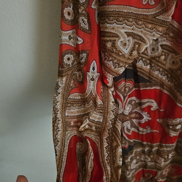 Inc International red Paisley Print Mesh 3/4 Sleeves Top small - Picture 2 of 5
